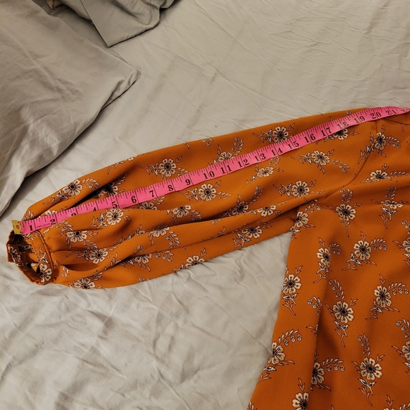 Mustard yellow Loft Dress with separate belt, size Small - Picture 4 of 6